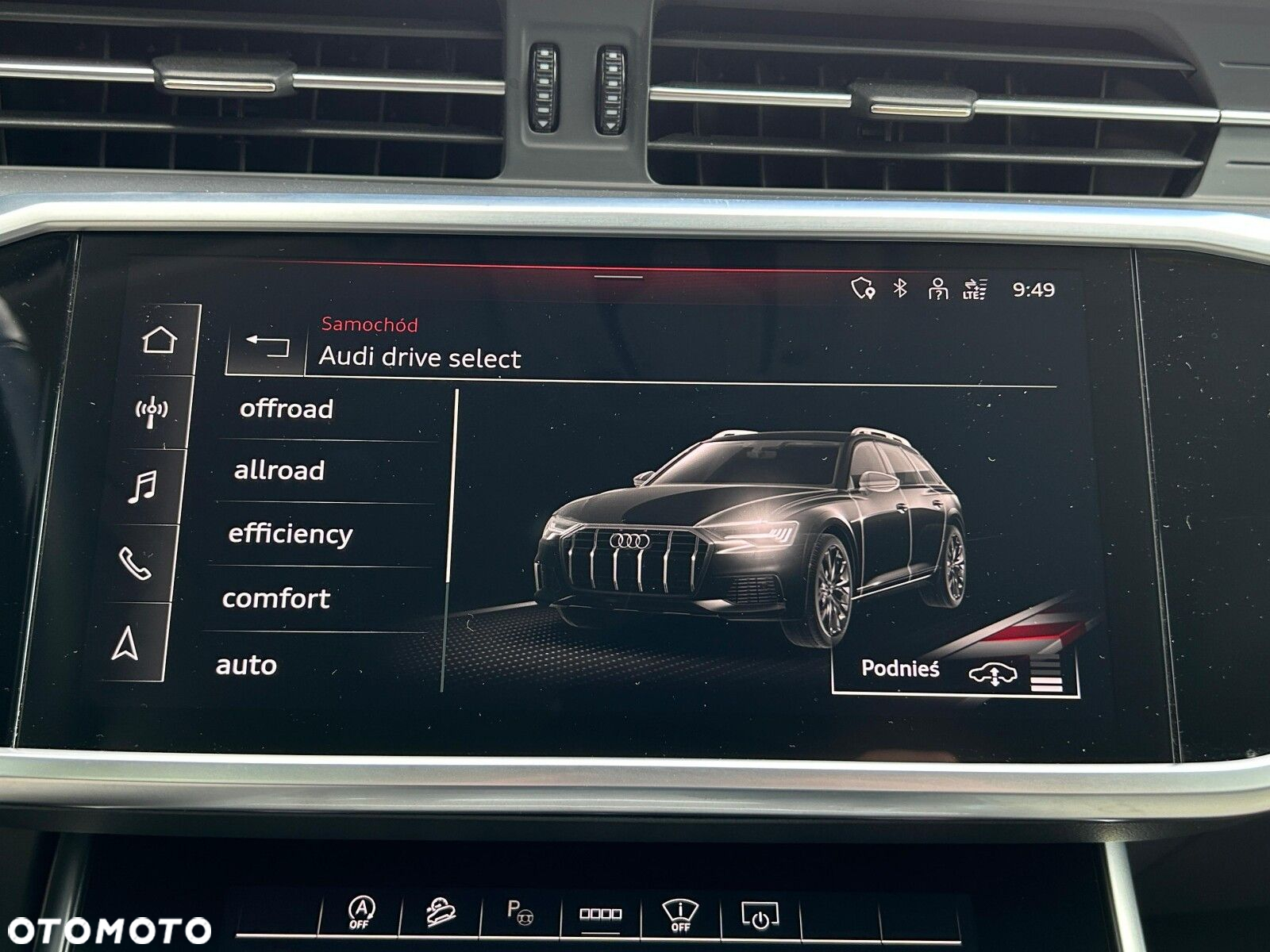 Audi A6 Allroad - 30