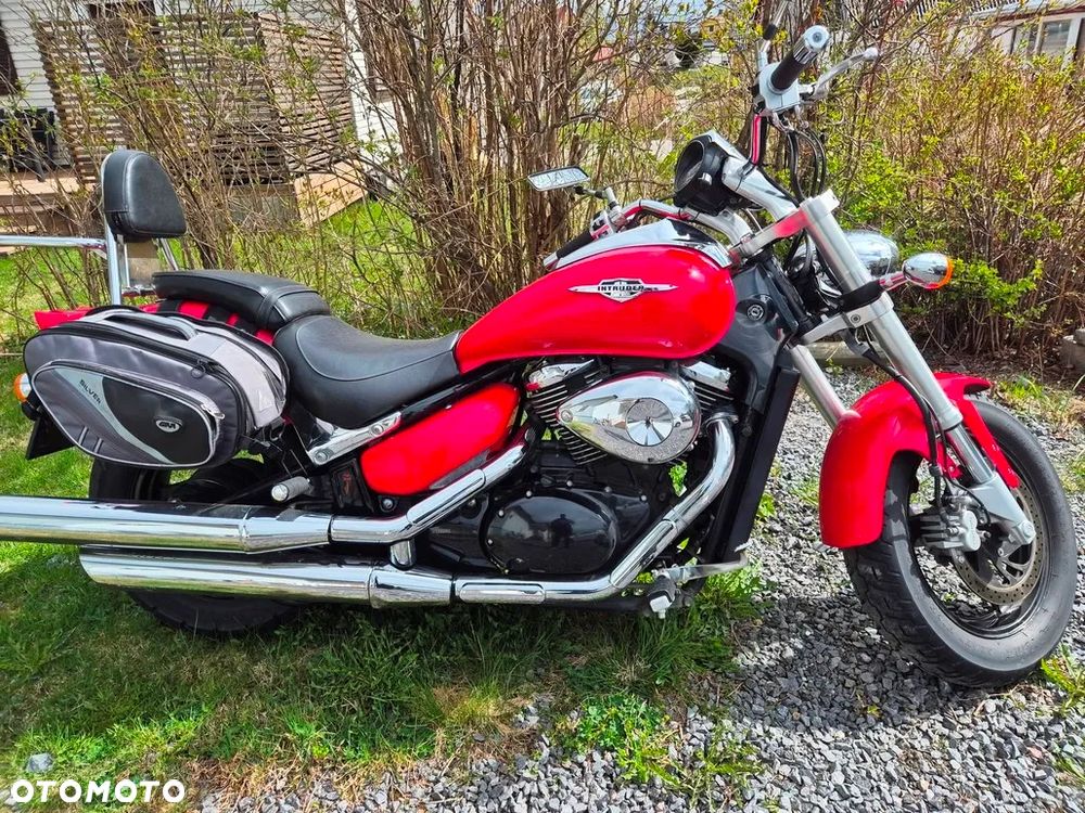 Suzuki Intruder - 18