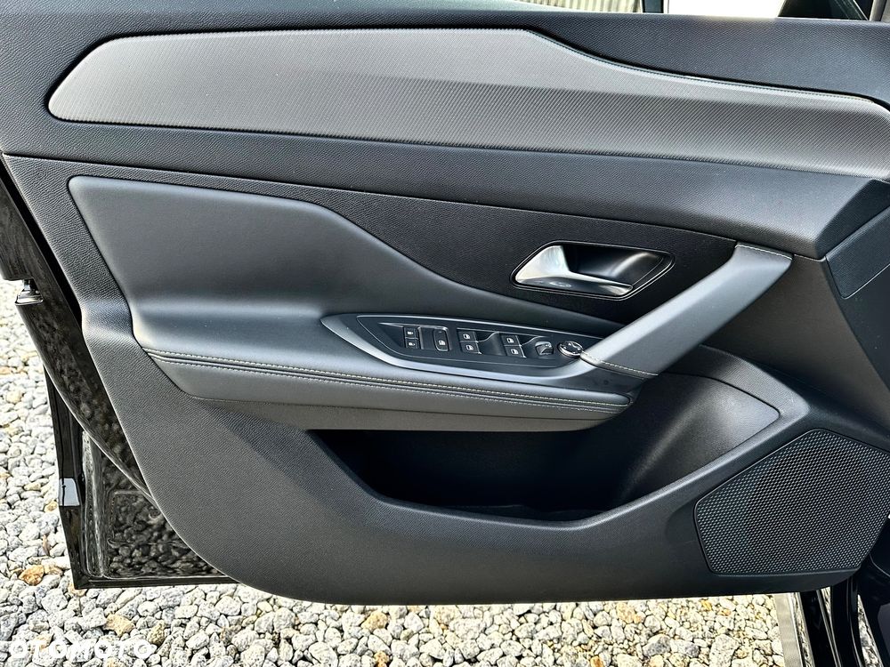 Peugeot 308 BlueHDi FAP 130 EAT8 Stop & Start GT - 23