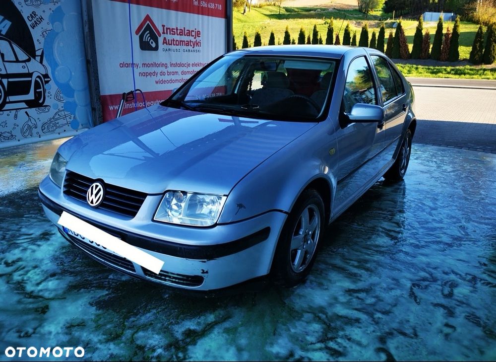 Volkswagen Bora - 1