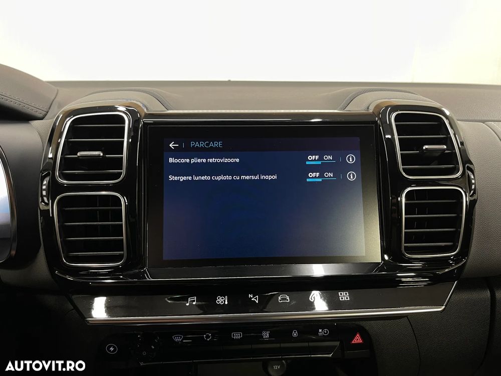 Citroën C5 Aircross 1.6 PHEV FWD 225 EAT8 Shine - 22