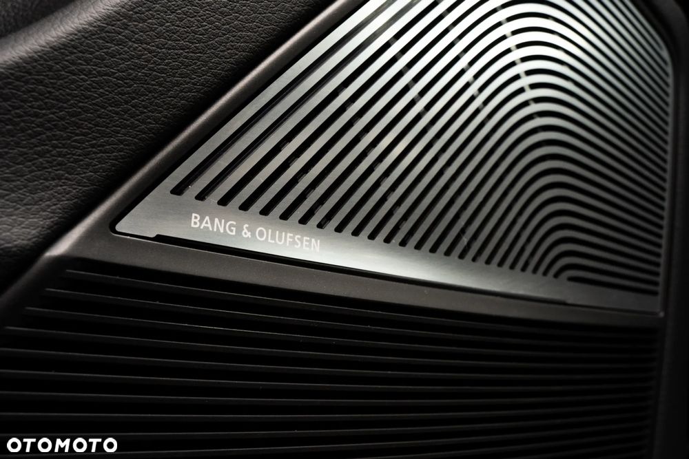 Audi SQ8 - 30