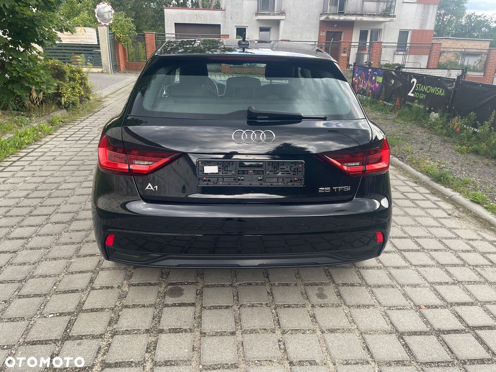 Audi A1 Sportback 1.0 TFSI - 5