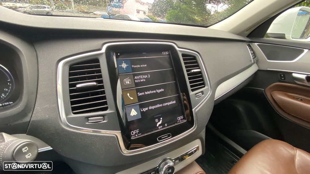 Volvo XC 90 2.0 T8 PHEV Momentum Plus AWD - 40