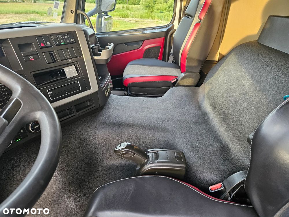 Volvo FM 370*6x2*IZOTERMA*WINDA*24 PALET* - 14