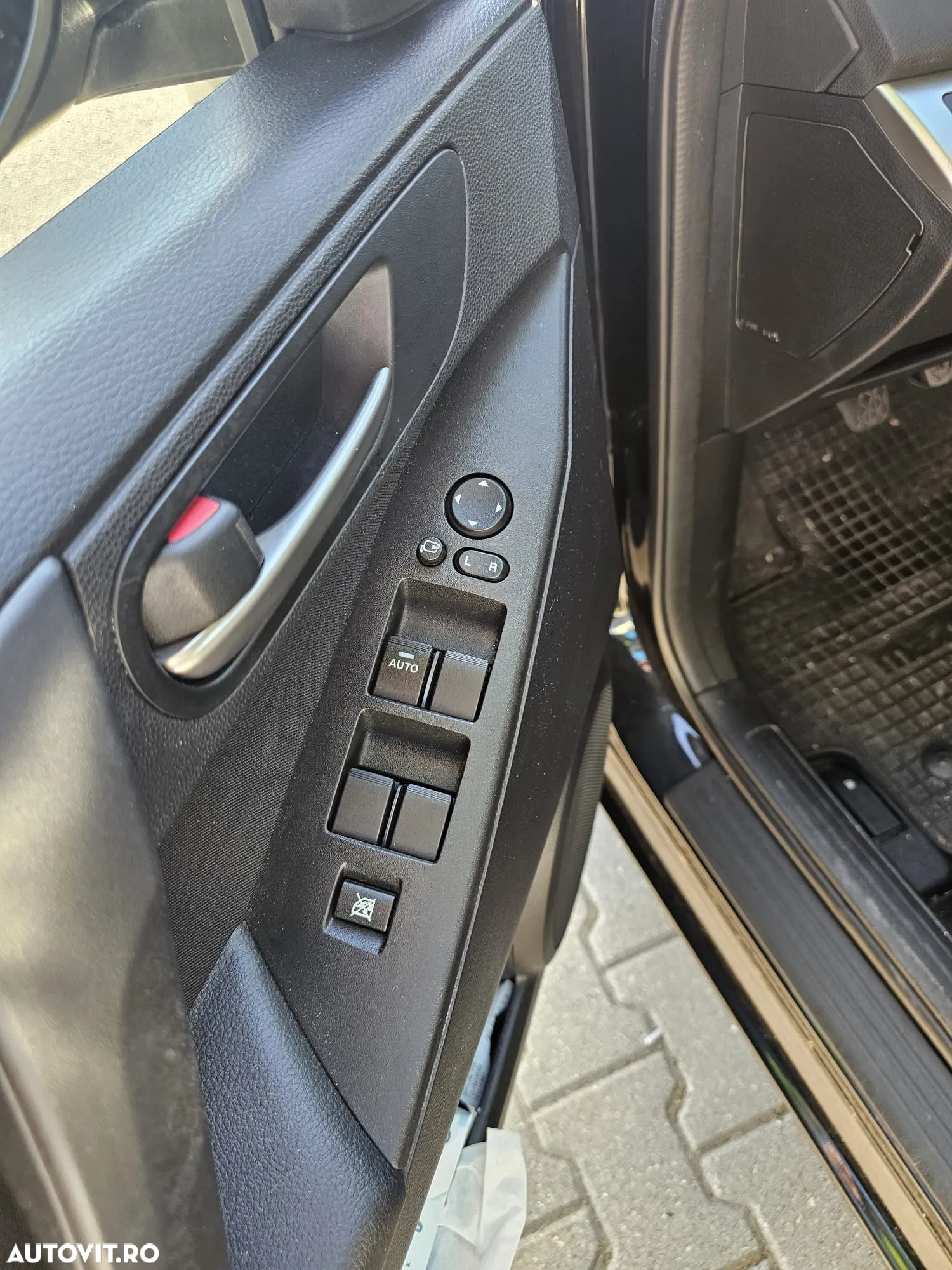 Mazda 3 1.6i TX - 11