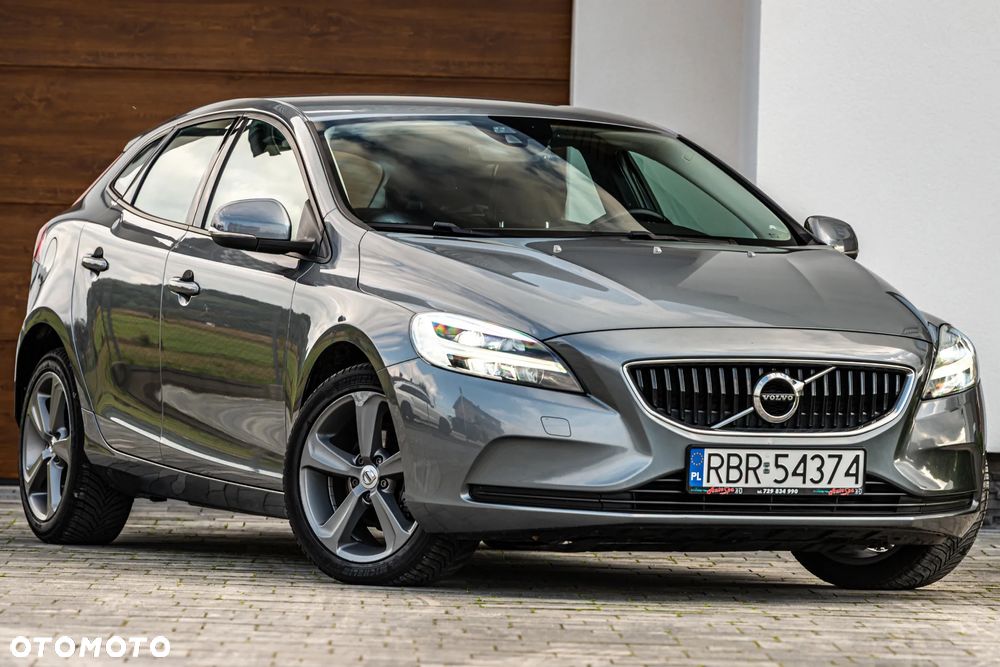 Volvo V40 D2 Momentum - 7