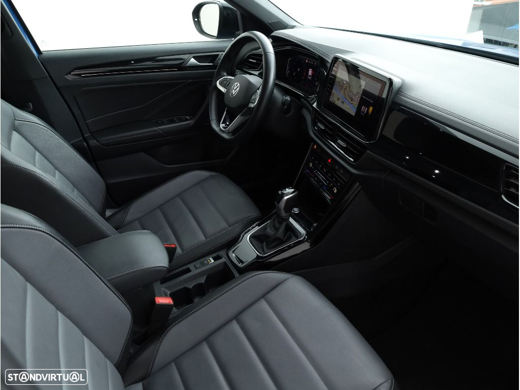 VW T-Roc 1.5 TSI Black Style DSG - 12