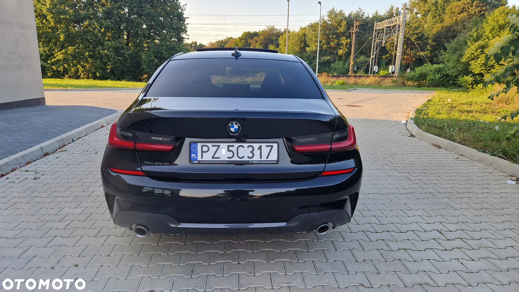 BMW Seria 3 330i M Sport - 6