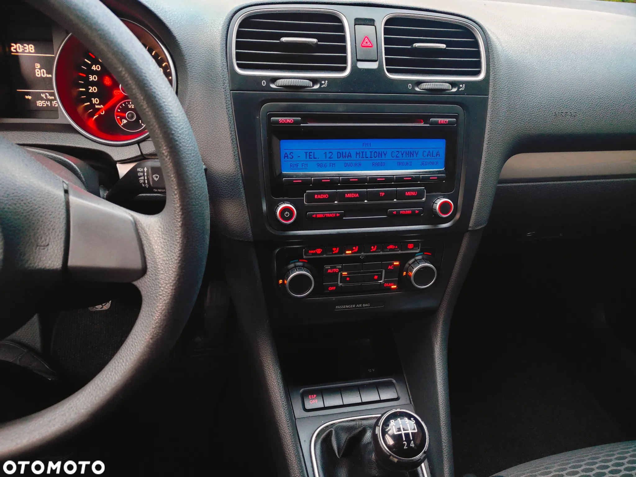 Volkswagen Golf 1.6 Comfortline - 13