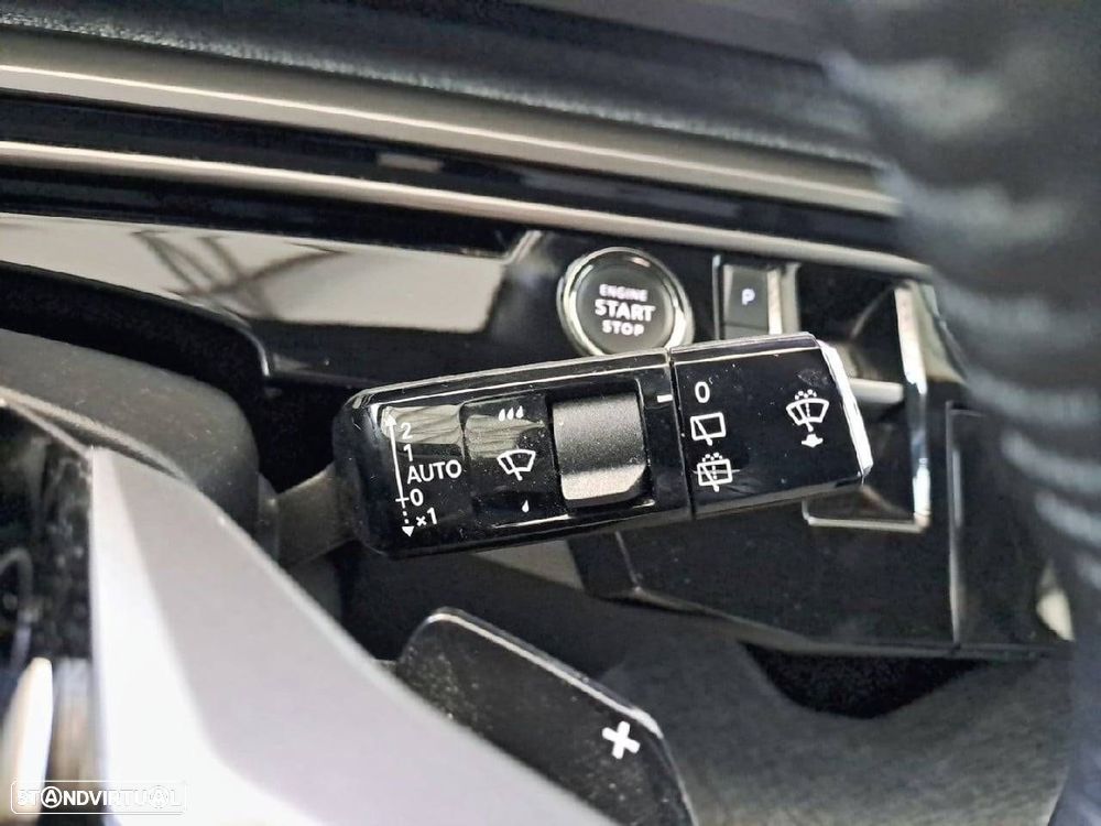 Peugeot 5008 1.2 Hybrid Allure e-DCS6 - 15