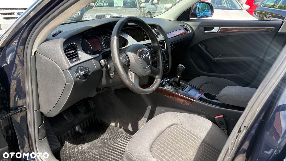 Audi A4 Avant 2.0 TDI DPF Ambition - 26