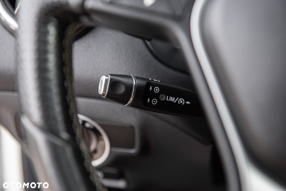 Mercedes-Benz GLA 220 d 4Matic 7G-DCT AMG Line - 20