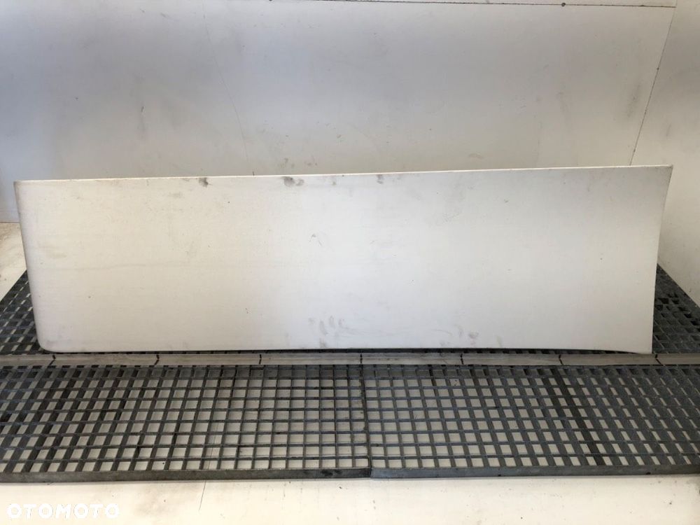 OWIEWKA  ZAKABINOWA PRAWA  SCANIA 4 - series 1995 - 2008 114 C/330 1348522 - 1