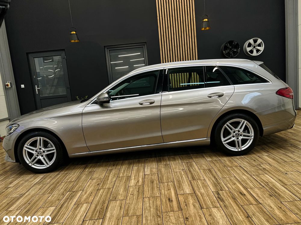 Mercedes-Benz Klasa C 220 d 9G-TRONIC - 12