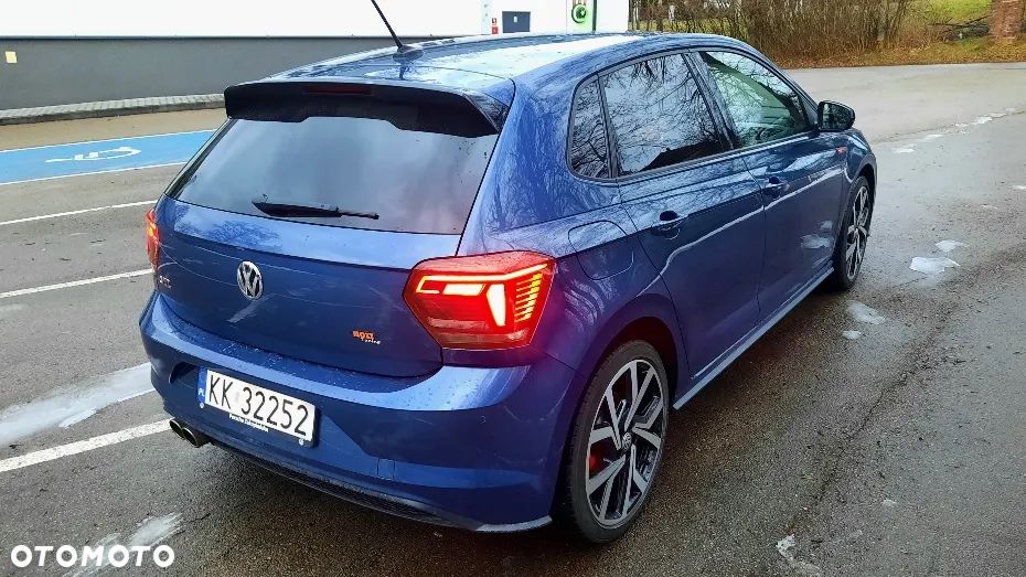 Volkswagen Polo 2.0 TSI DSG GTI - 7