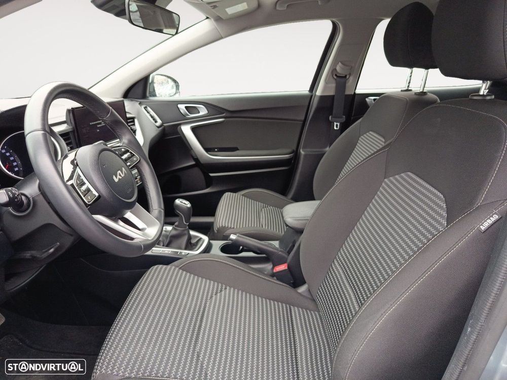 Kia XCeed 1.0 T-GDI Dynamic - 9