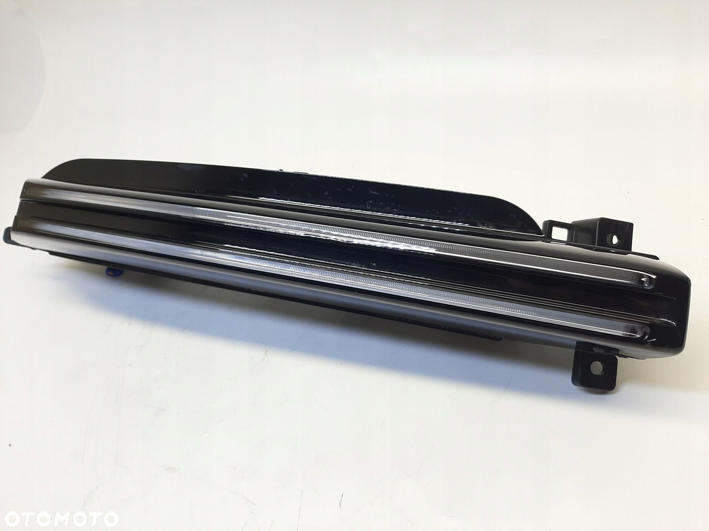 Porsche Cayenne Turbo E3 Lampa DRL Kierunkowskaz Prawy Przód 9Y0953050 B - 2