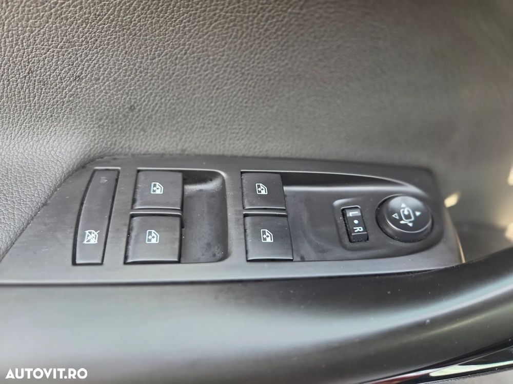Opel Astra 1.4 Turbo Start/Stop Automatik Innovation - 17