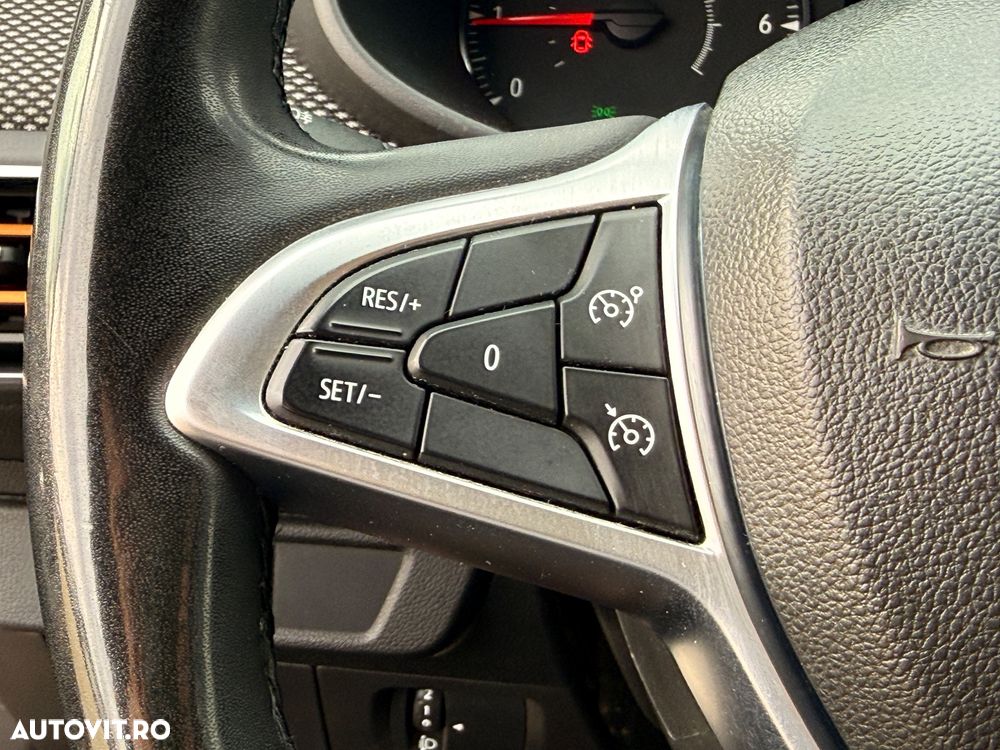 Dacia Sandero TCe 90 MT6 Comfort - 17