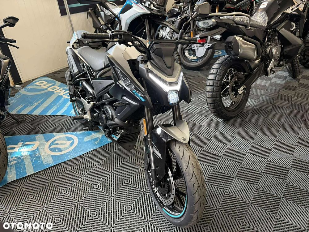 CFMoto NK - 7