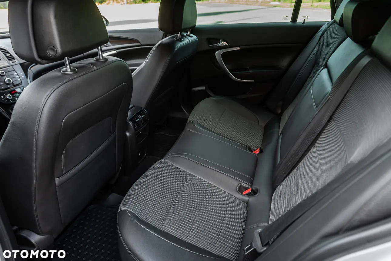Opel Insignia 2.0 CDTI Design Edition - 23