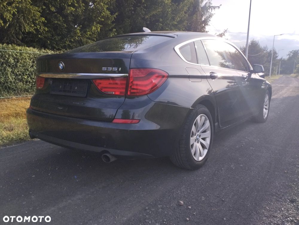 BMW 5GT 535i - 11