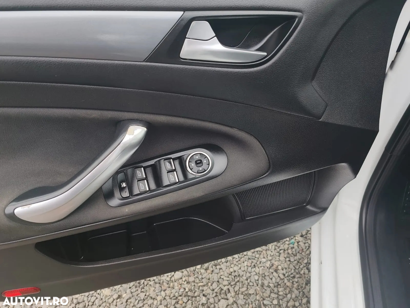 Ford Mondeo - 14