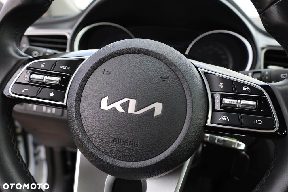 Kia Ceed 1.5 T-GDI M - 32