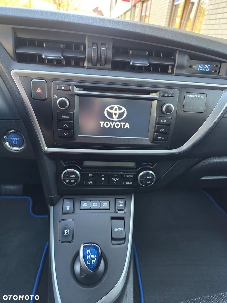 Toyota Auris - 33