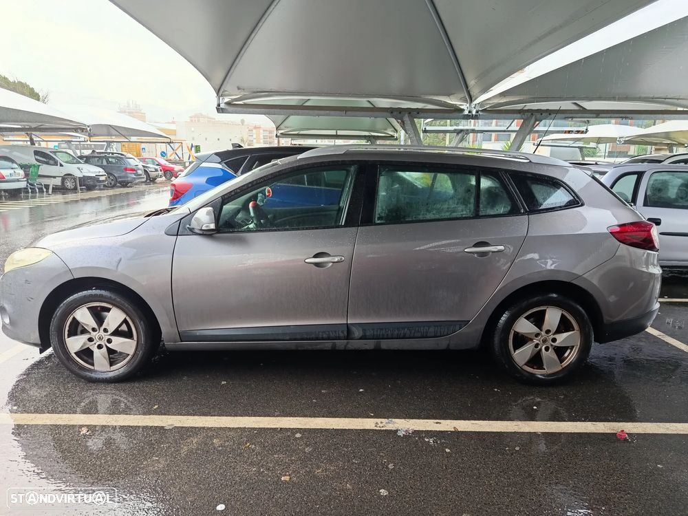 Renault Mégane Sport Tourer 1.5 dCi Dynamique - 4