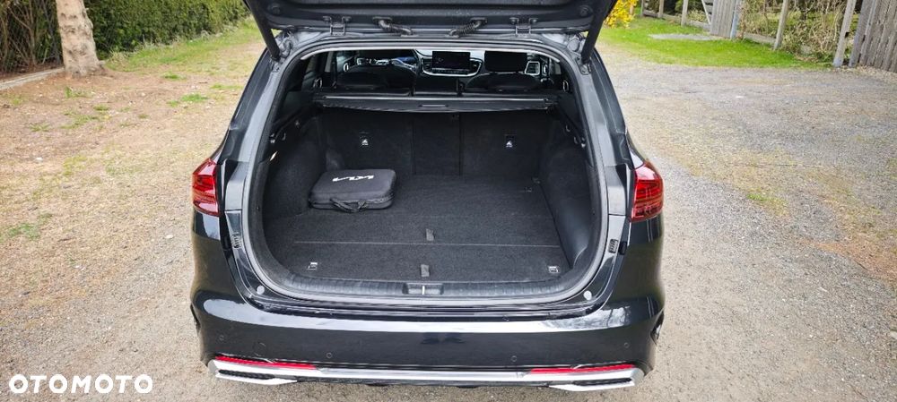 Kia Ceed 1.6 GDI DCT OPF Platinum Edition - 23