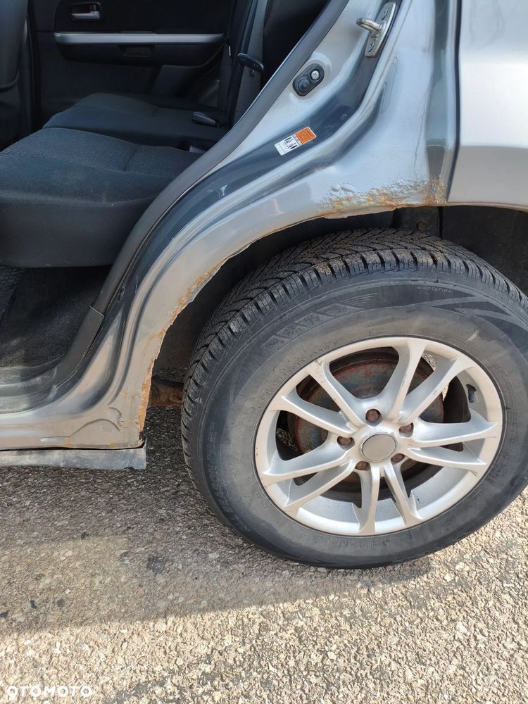 Suzuki Grand Vitara - 9