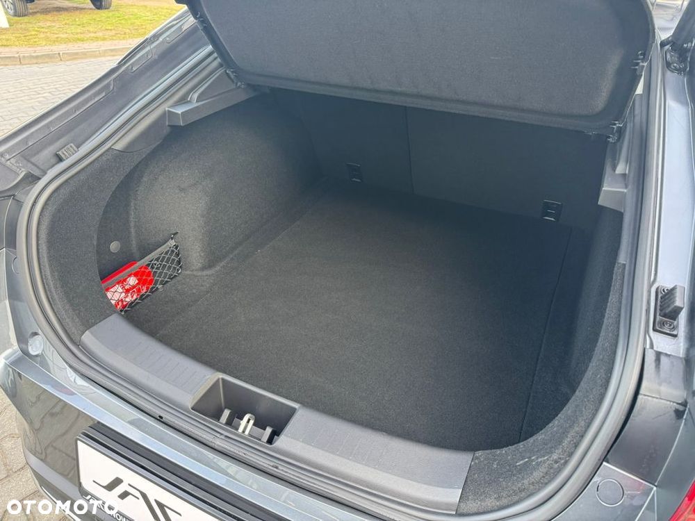 JAC J7 Plus CVT - 21