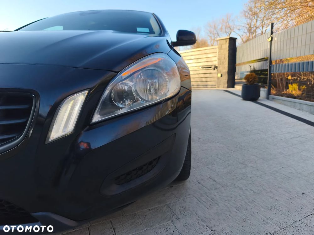 Volvo V60 - 15