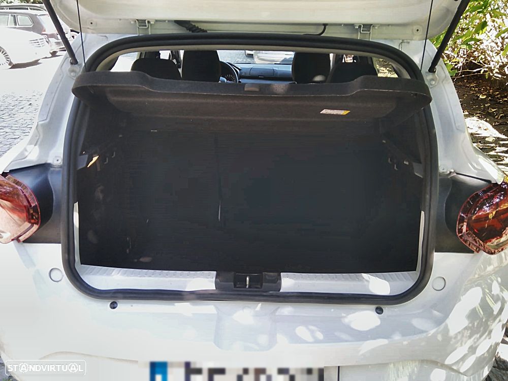 Dacia Sandero 1.0 ECO-G Essential Bi-Fuel - 10