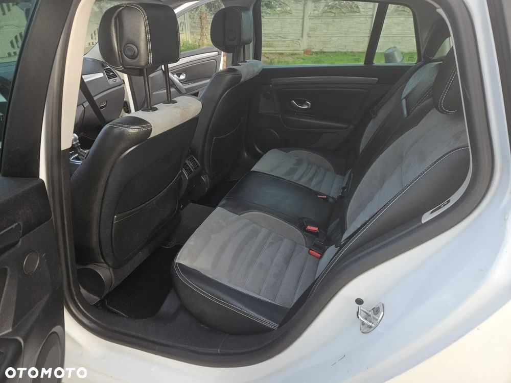 Renault Laguna Grandtour dCi 150 FAP Start-Stop GT - 9