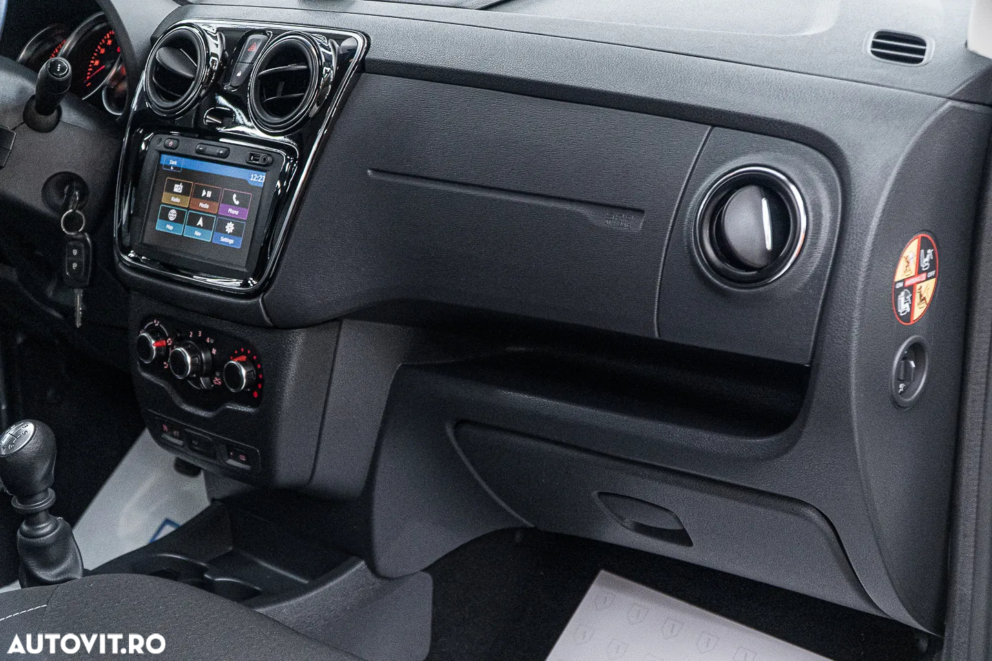 Dacia Lodgy TCe 130 GPF Comfort - 37