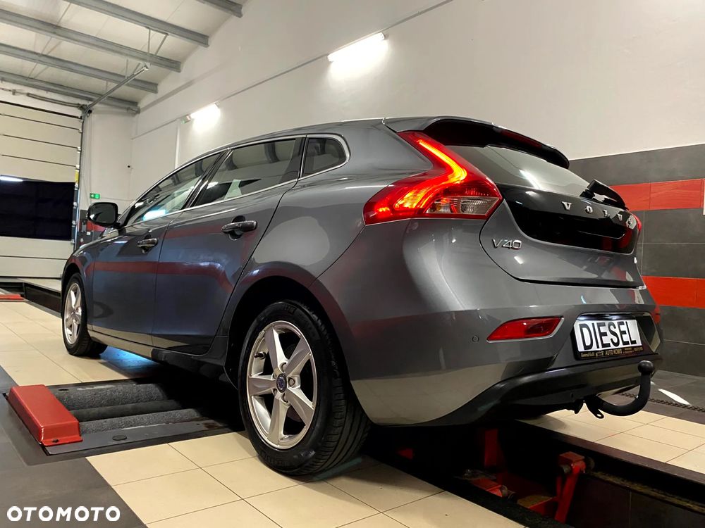 Volvo V40 D2 Summum - 13