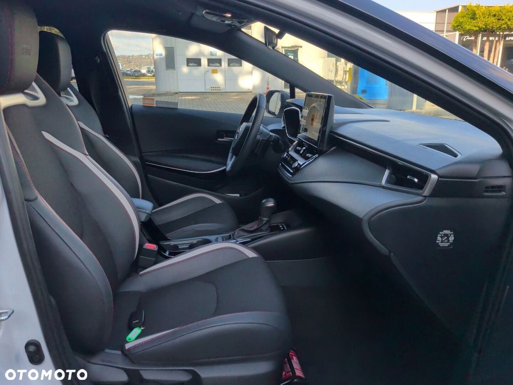 Toyota Corolla - 9