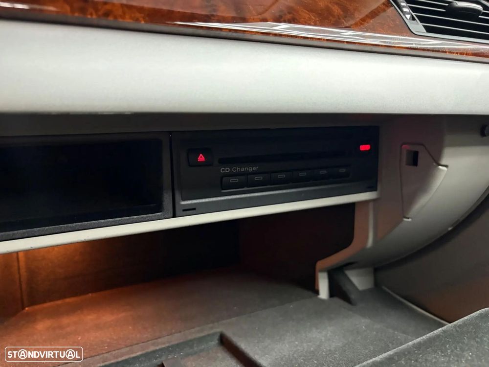 Audi A8 3.0 TDI V6 quattro Tiptronic - 30