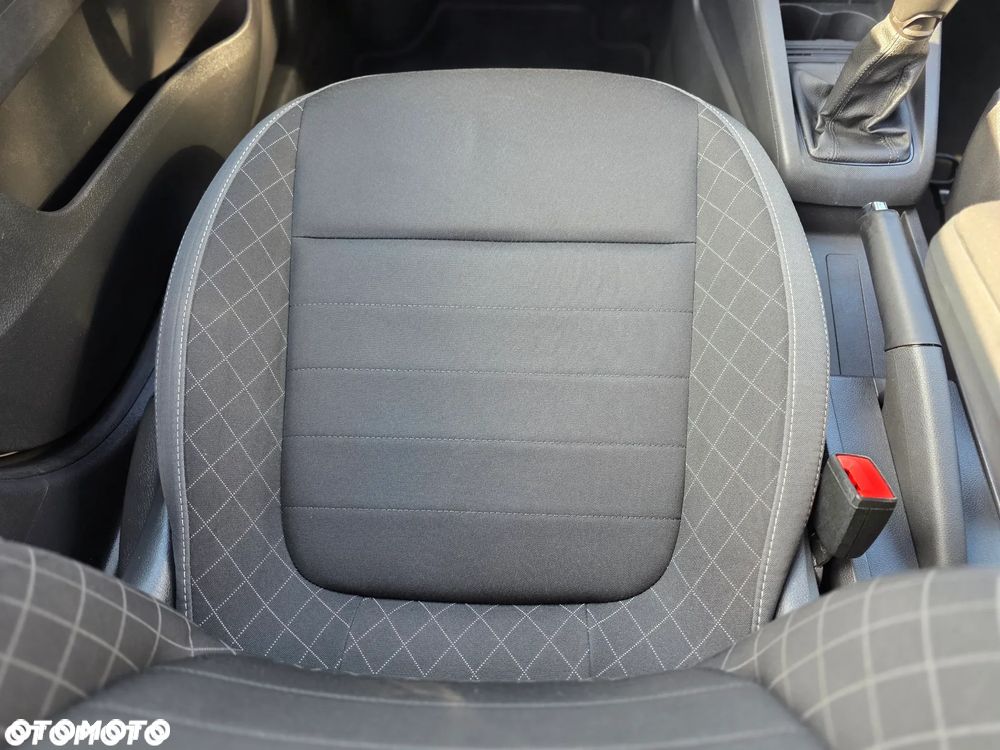 Skoda Fabia 1.0 TSI Ambition Plus - 24