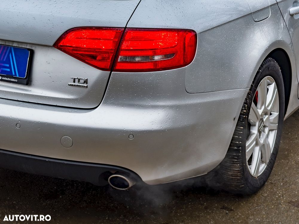 Audi A4 Avant 3.0 TDI DPF quattro S line Sportpaket (plus) - 28