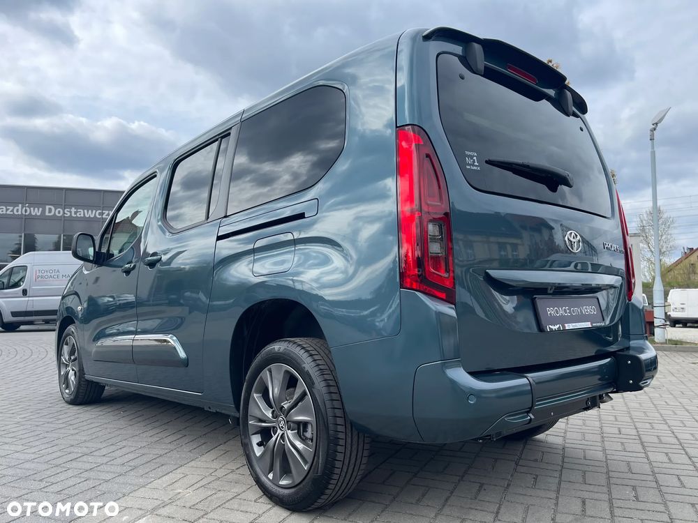 Toyota Proace City Verso Long 1.5 D-4D Family - 2