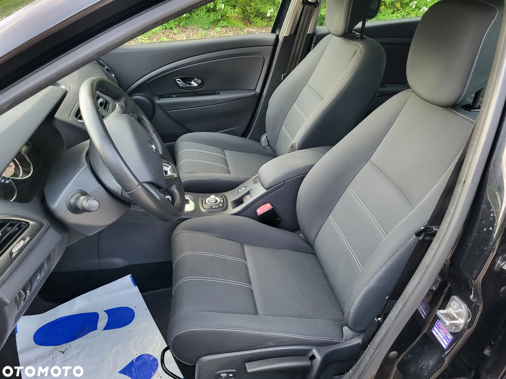 Renault Megane 1.5 dCi Limited EDC - 11