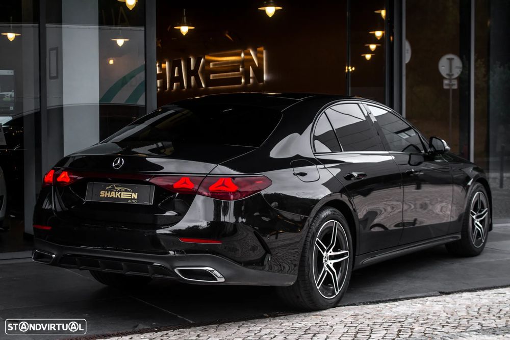Mercedes-Benz E 220 d AMG Line - 4
