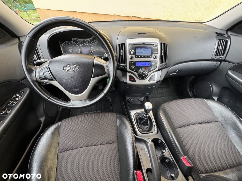 Hyundai i30 1.6 Premium - 2