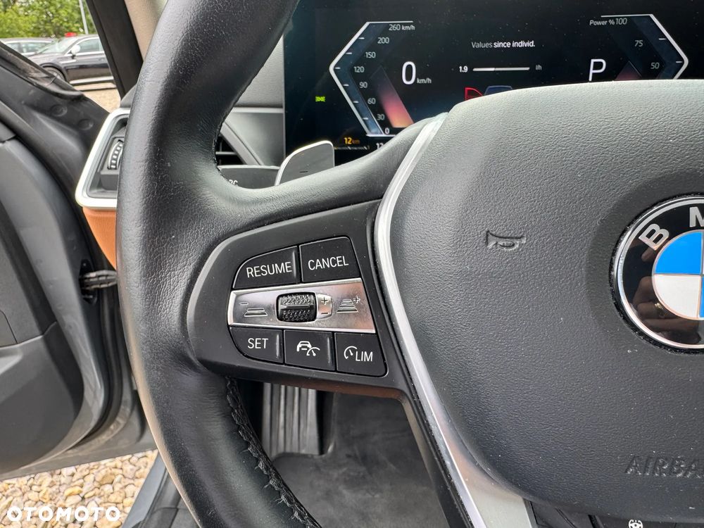 BMW Seria 3 318d MHEV - 16