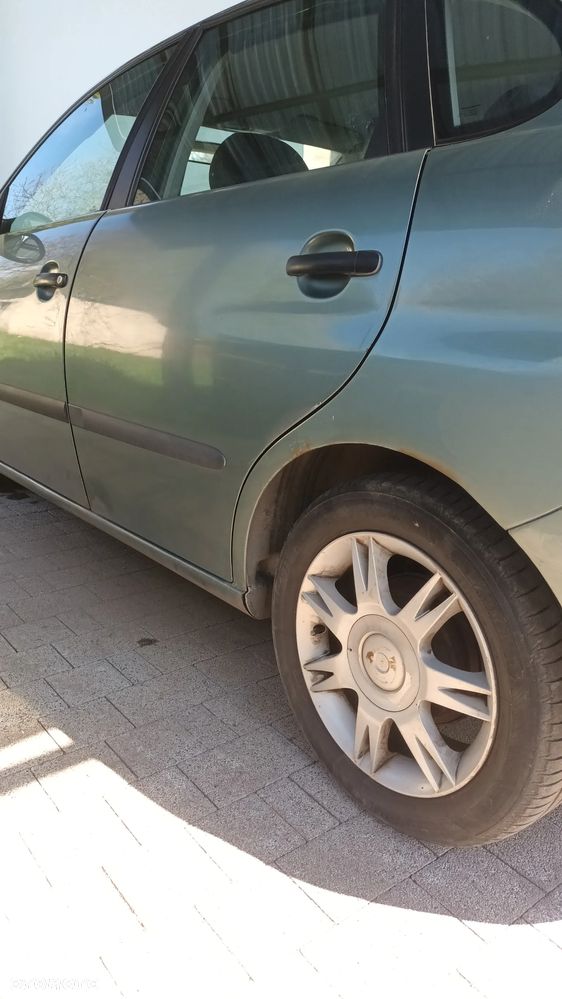 Seat Ibiza 1.4 16V Reference - 10