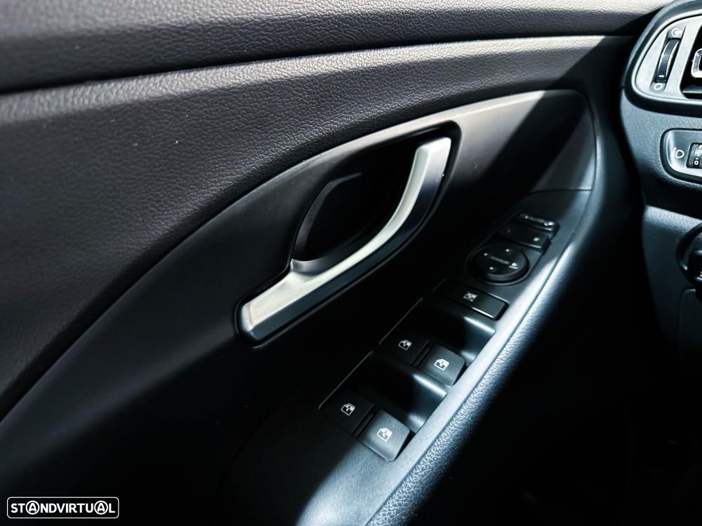 Hyundai i30 - 30